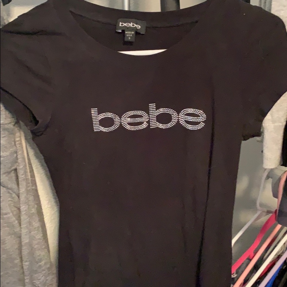Bebe texture font shirt